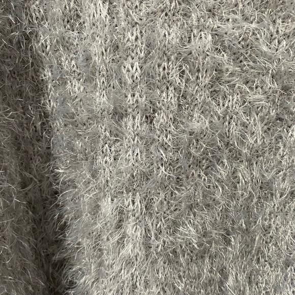 Candies women’s fuzzy gray sweater, size XXL, dressy, good condition - Picture 6 of 9